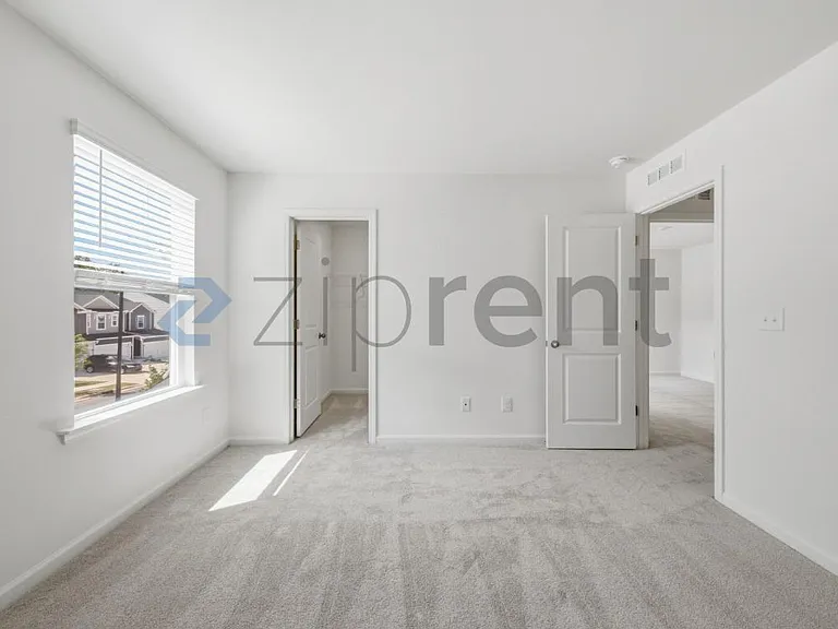 6212 Old Tavern Dr — Photo 34