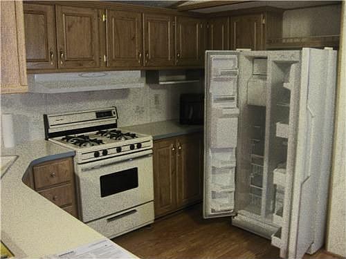 2nd image of 855 E Lake St Trlr 14