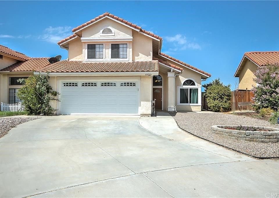 1st image of 39755 Almansa Ct