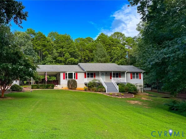 2530 Great Creek Dr, La Crosse, VA 23950