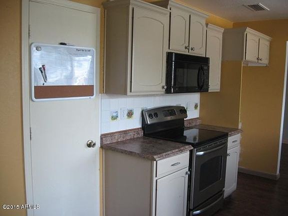 4th image of 17440 N 64th Dr