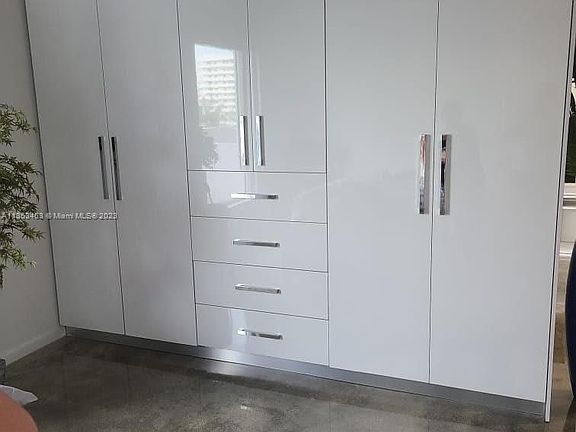 2nd image of 10 SW South River Dr APT 606