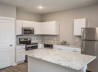 14300 Holcomb Ave, Urbandale, IA 50323