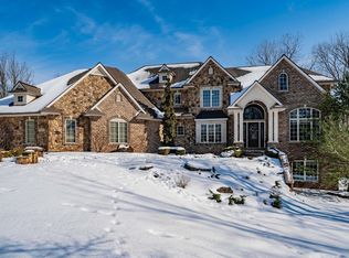 14511 Egrets Ct, Fort Wayne, IN 46814