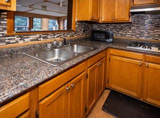 1807 Trenton St, Hopewell, VA 23860