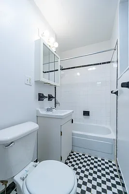 Rented by Compass | media 7