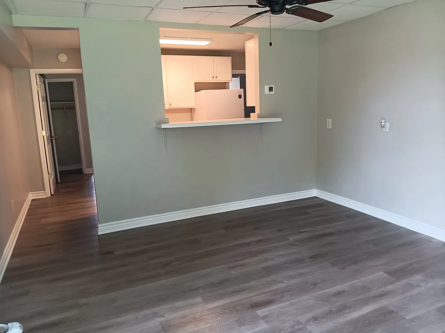 906 W South St — Photo 2