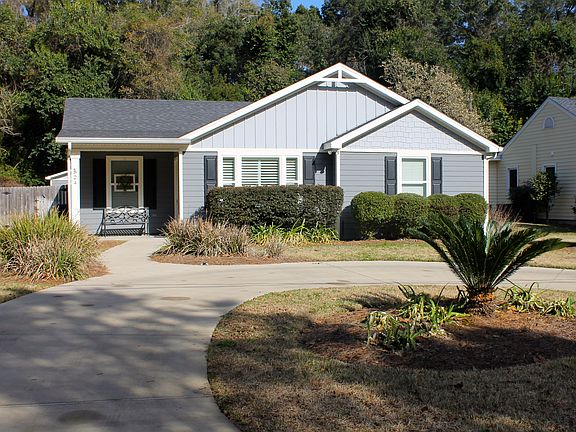 4th image of 824 N Forest Dr