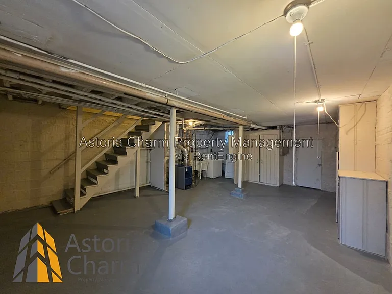 3016 Pelham Ave — Photo 30