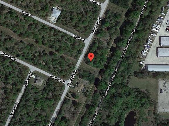 3rd image of 7060 Pinedale Dr