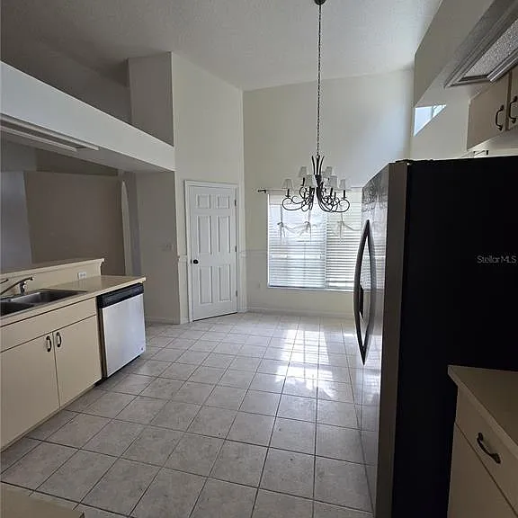 3127 Valley Vista Cir — Photo 6
