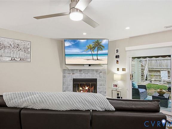 4th image of 7810 Camolin Ct