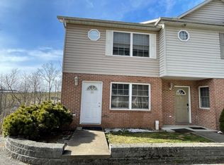 20 Hannah Ln, Morgantown, WV 26505