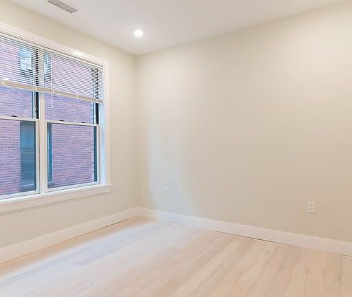 4th image of 195 Green St #202K