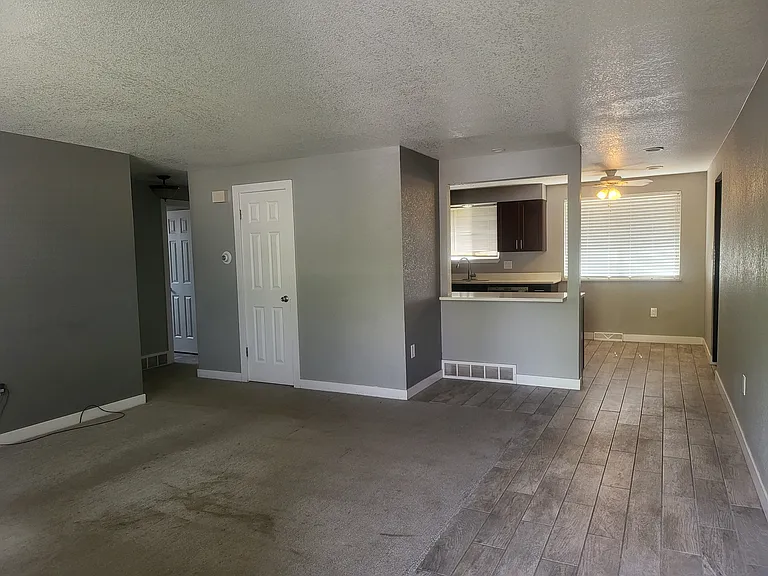 317 Ingalls St — Photo 2