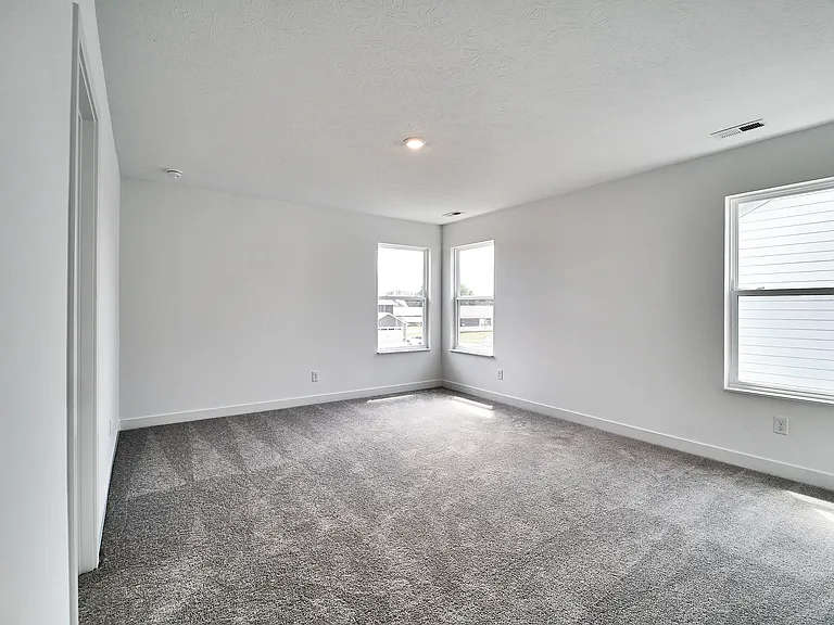 404 W Monroe St — Photo 52