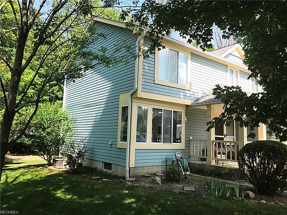 4th image of 225 Jasper Ln