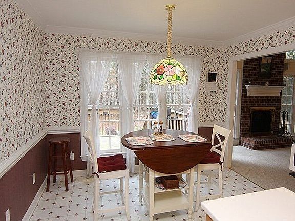 Breakfast Room