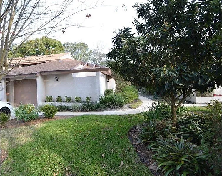2 bed, 991 sqft, $1,800 — Photo 3