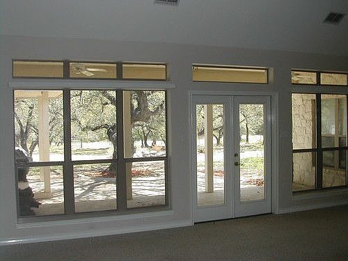 5th image of 1141 Hidden Oaks Dr