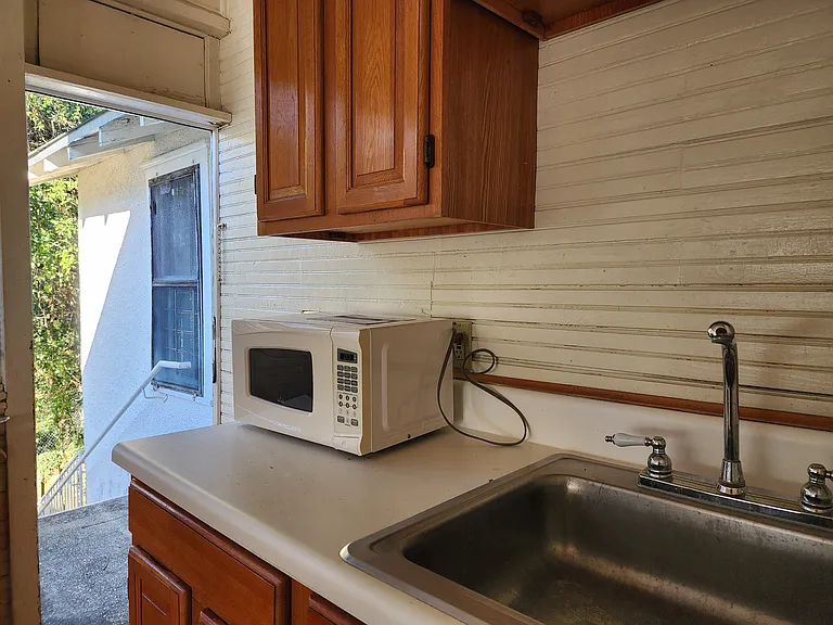 236 SW 2nd St #5 — Photo 17
