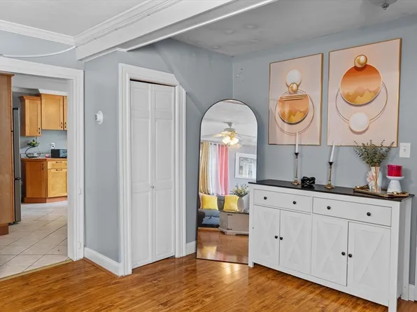 29 Wallace St, Methuen, MA 01844