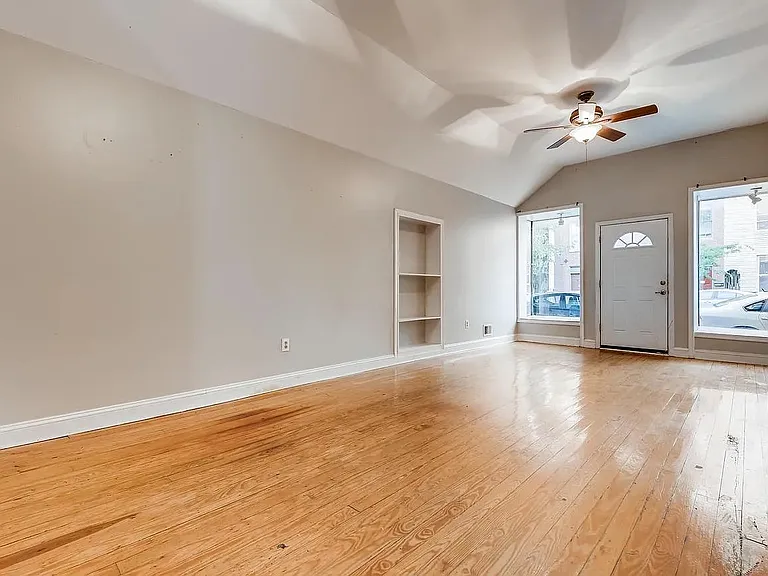 927 S Hanover St — Photo 6