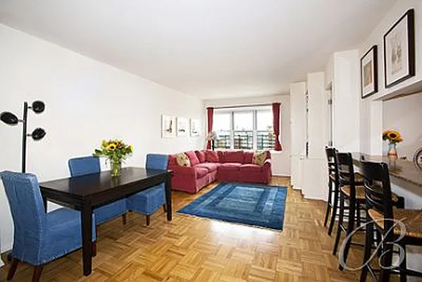 Sold by Bellmarc Realty | media 40