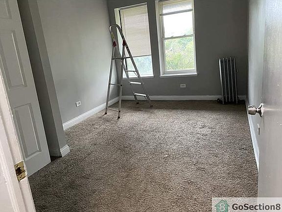 2nd image of 5310 S Martin Luther King Dr #3B