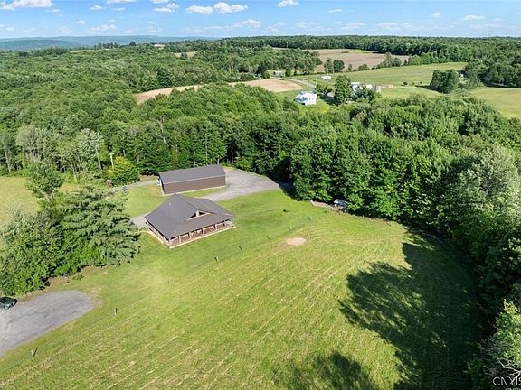 4th image of 6561 Quaker Hill Rd