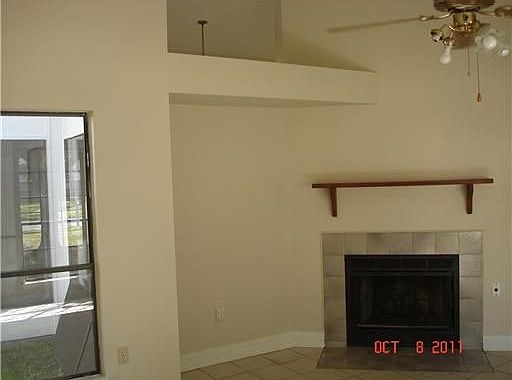 3rd image of 510 Drury Ln
