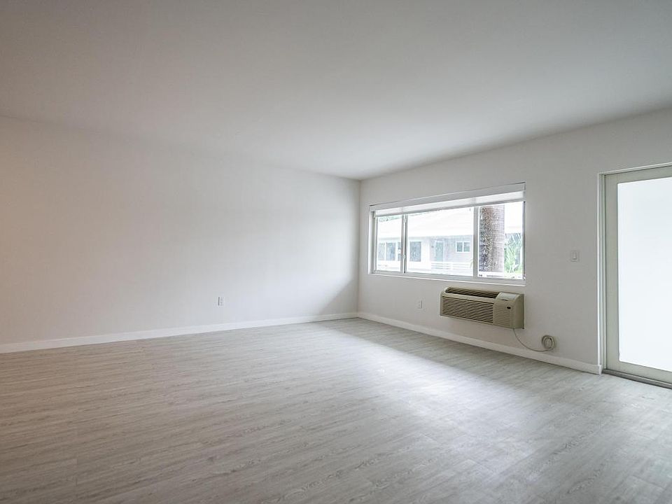1st image of 1185 98th St #8-8-1185