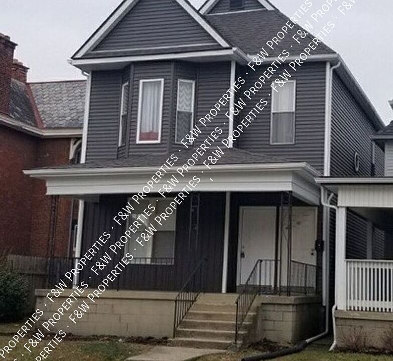 1st image of 301 1/2 S Ohio Ave