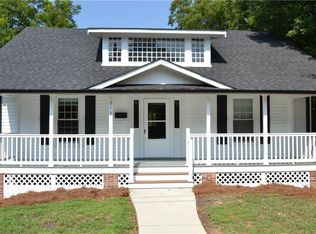 215 N Main St, Randleman, NC 27317