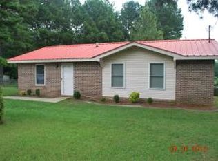2187 Elkahatchee Rd, Alexander City, AL 35010