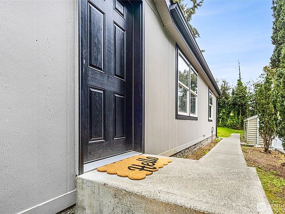 3rd image of 932 Price Road