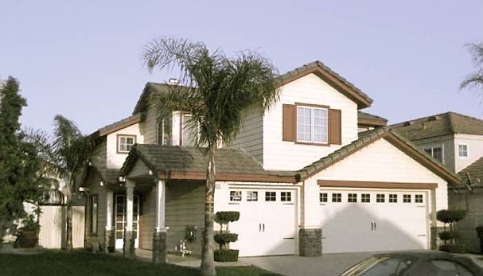 Listing Agent: 951-538-2488