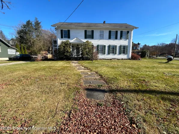 202 N Turnpike Rd, Dalton, PA 18414