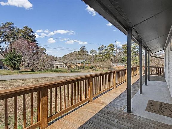 2nd image of 4442 Bonnie Glen Ct