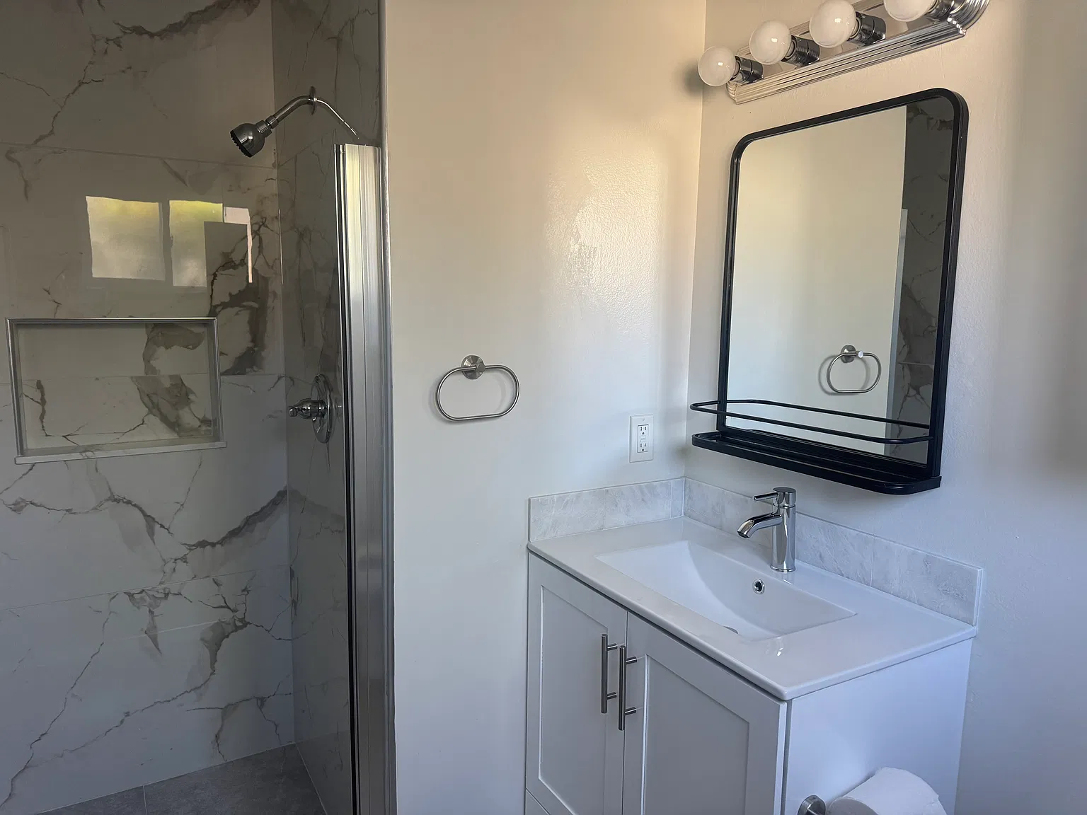 3 bed, 1240 sqft, $3,500 — Photo 4
