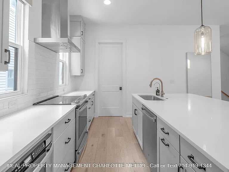 1609 Parkwood Ave — Photo 25