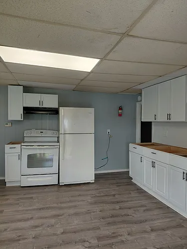 60 Pond St Photo 1