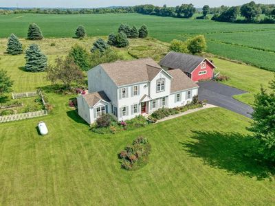 W334N7700 Stone Bank ROAD, Oconomowoc, WI, 53066