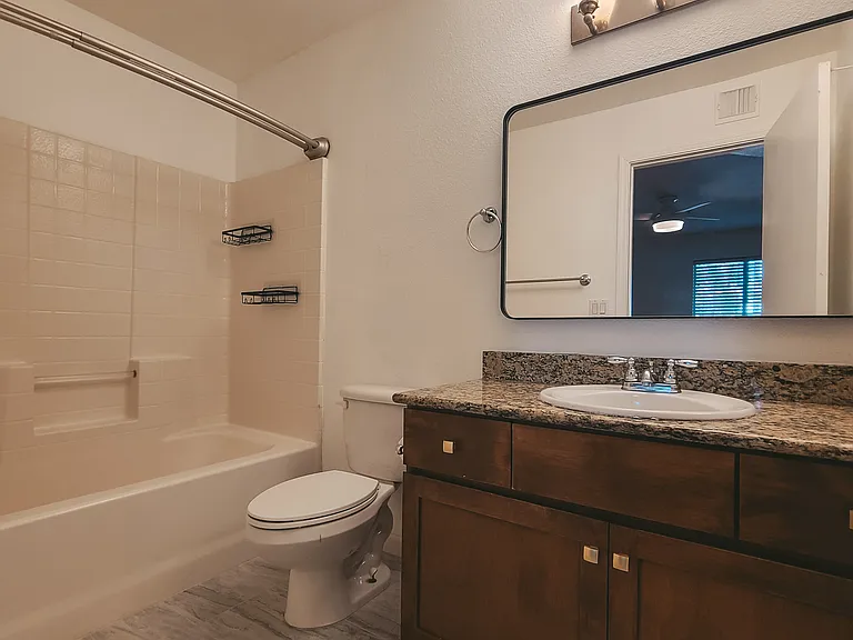 1385 W University Ave #103 — Photo 8