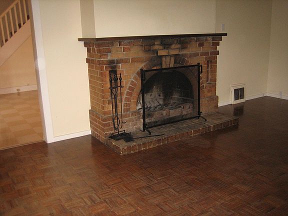5th image of 7 Fern Ln