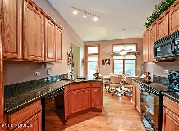 2nd image of 16522 Garnet Ct