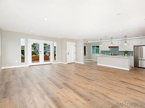 5th image of 3662 Quimby St