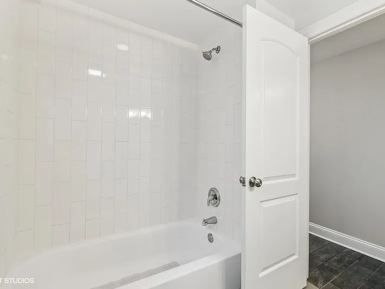 3940 N Narragansett Ave #3S — Photo 12
