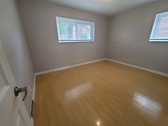 5th image of 8712 Crocus Ln APT 1