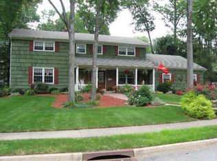 32 Knight Rd, Wayne, NJ 07470